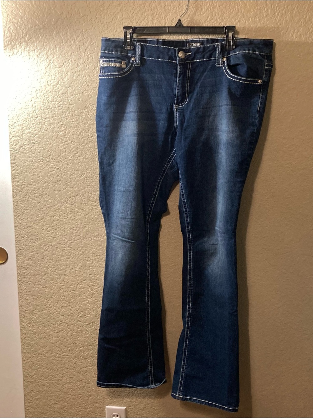 ZCO JEANS CO RHINESTONE ANGEL WING POCKET WOMENS JR BLUE JEANS SIZE 18W